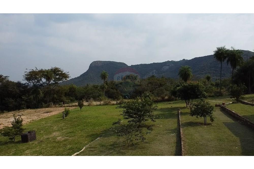 VENDO CASA QUINTA AMOBLADA EN PARAGUARI CON VISTA AL CERRO — foto 2