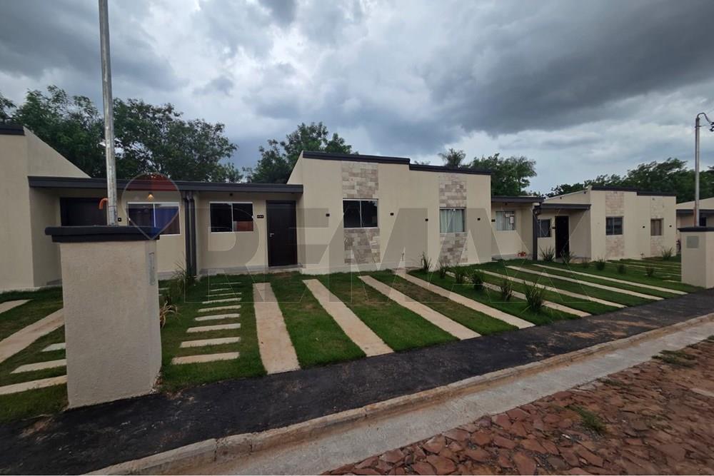 Chalet - Alquiler - Luque, Central, Paraguay — foto 2