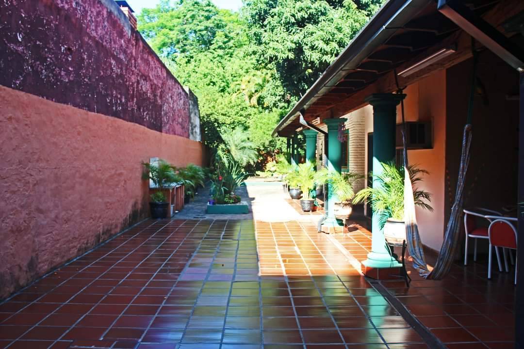 Propiedad Mixta con Salón Comercial y Vivienda en Centro de San Lorenzo — foto 3