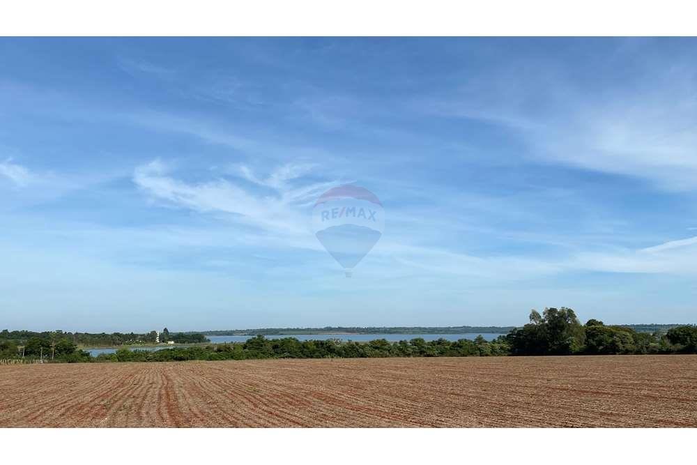 VENDO 9 HECTAREAS SOBRE EL LAGO YGUAZU ALTO PARANA — foto 3