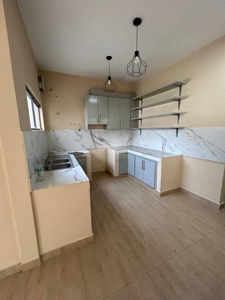 ALQUILO DUPLEX EN LOMA PYTA — foto 2
