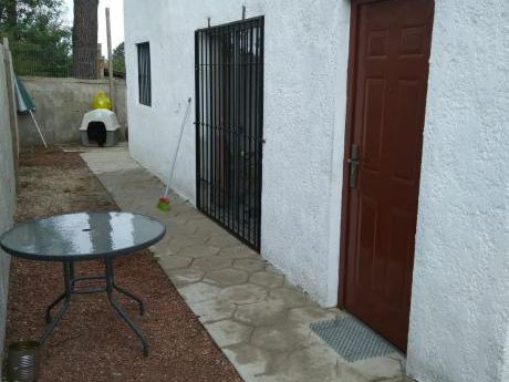 ML Propiedades, Casita Al Fondo