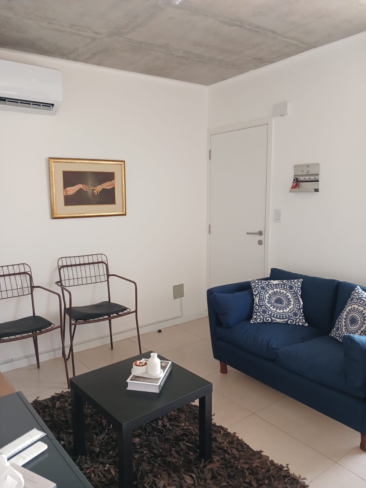 ALQUILO DEPARTAMENTO AMOBLADO EN CONDOMINIO ALTA VIDA - LUQUE — foto 2