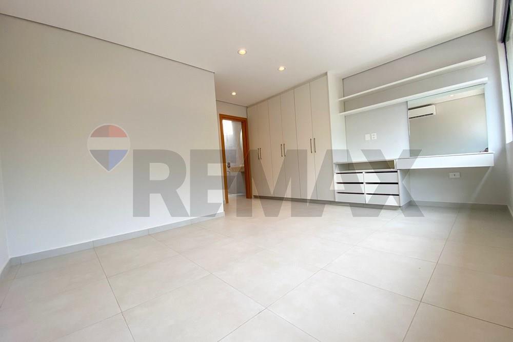Dúplex en alquiler en Luque — foto 2