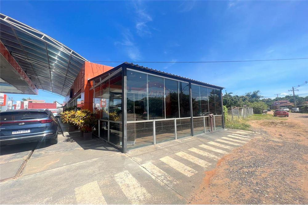 Local comercial en estratégica ubicación — foto 3