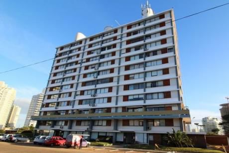 Departamento En Venta, Zona Aidy Grill.