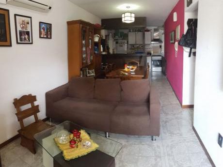 La Blanqueada Apartamento 2 Dormitorios 1 Baño Con Cochera