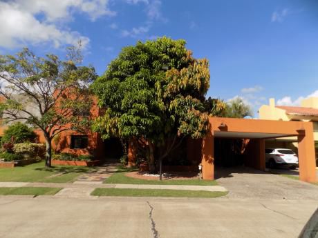 Casa En Alquiler , Urbanización Hacienda II, Av. Beni 6to Anillo