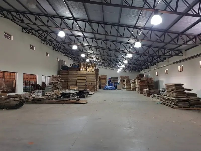 ALQUILO DEPOSITO DE 4.200 m² EN ZAVALA CUE Cod 059 — foto 3