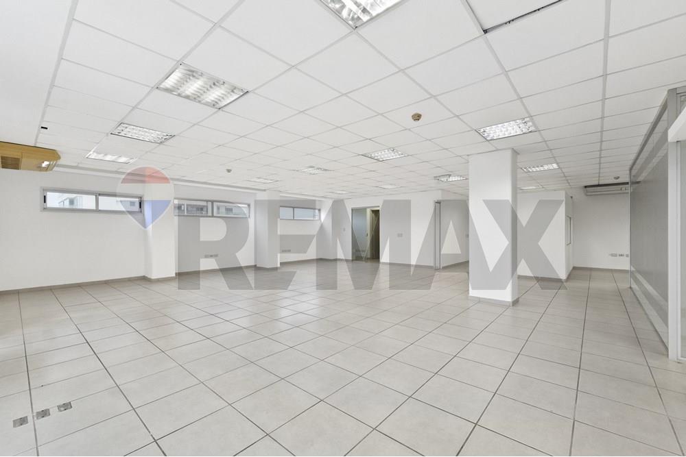 EN ALQUILER | OFICINAS CORPORATIVAS EN EDIFICIO BUSINESS CENTER — foto 2