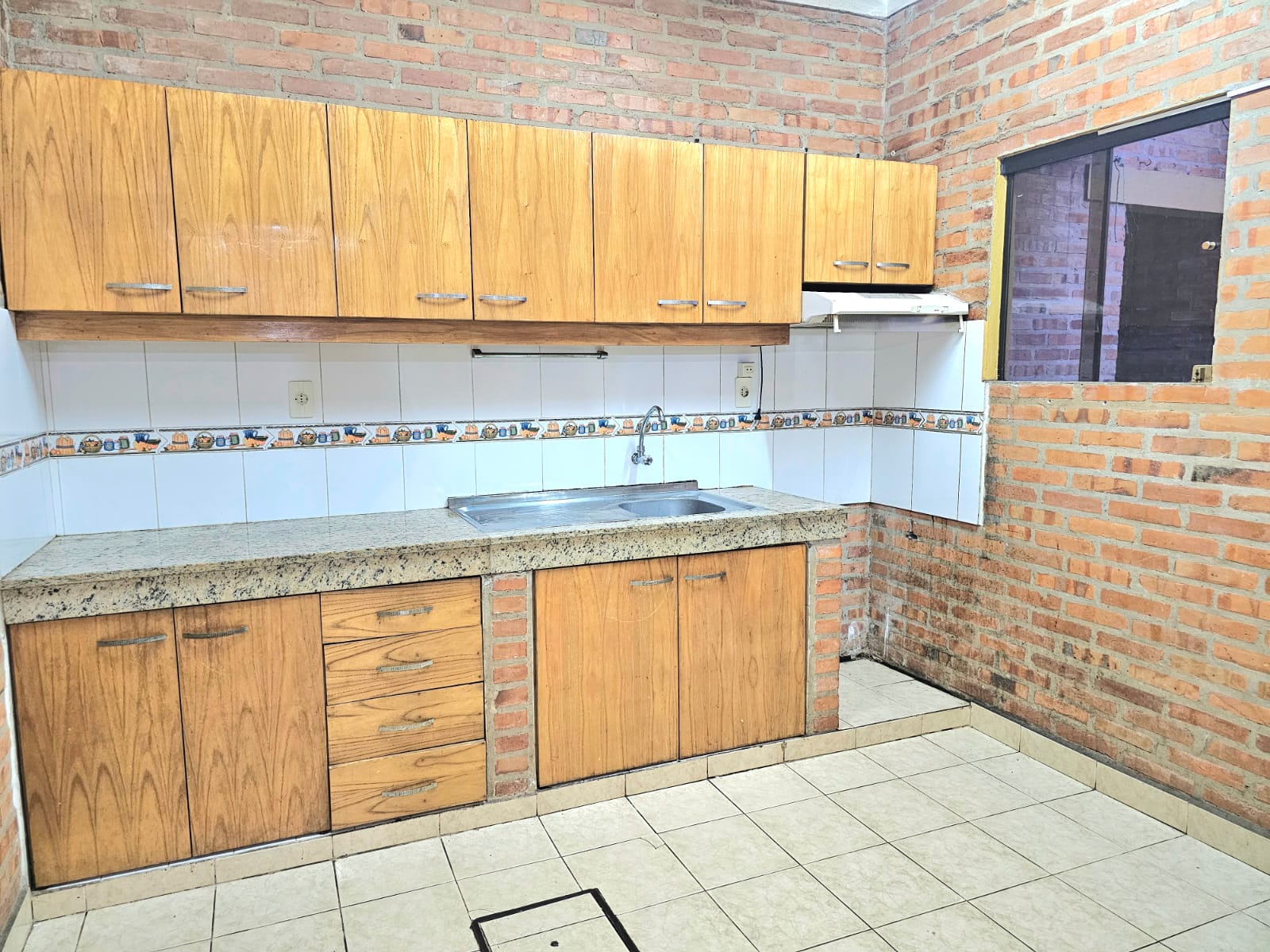 ALQUILER DUPLEX EN ESQUINA — foto 2