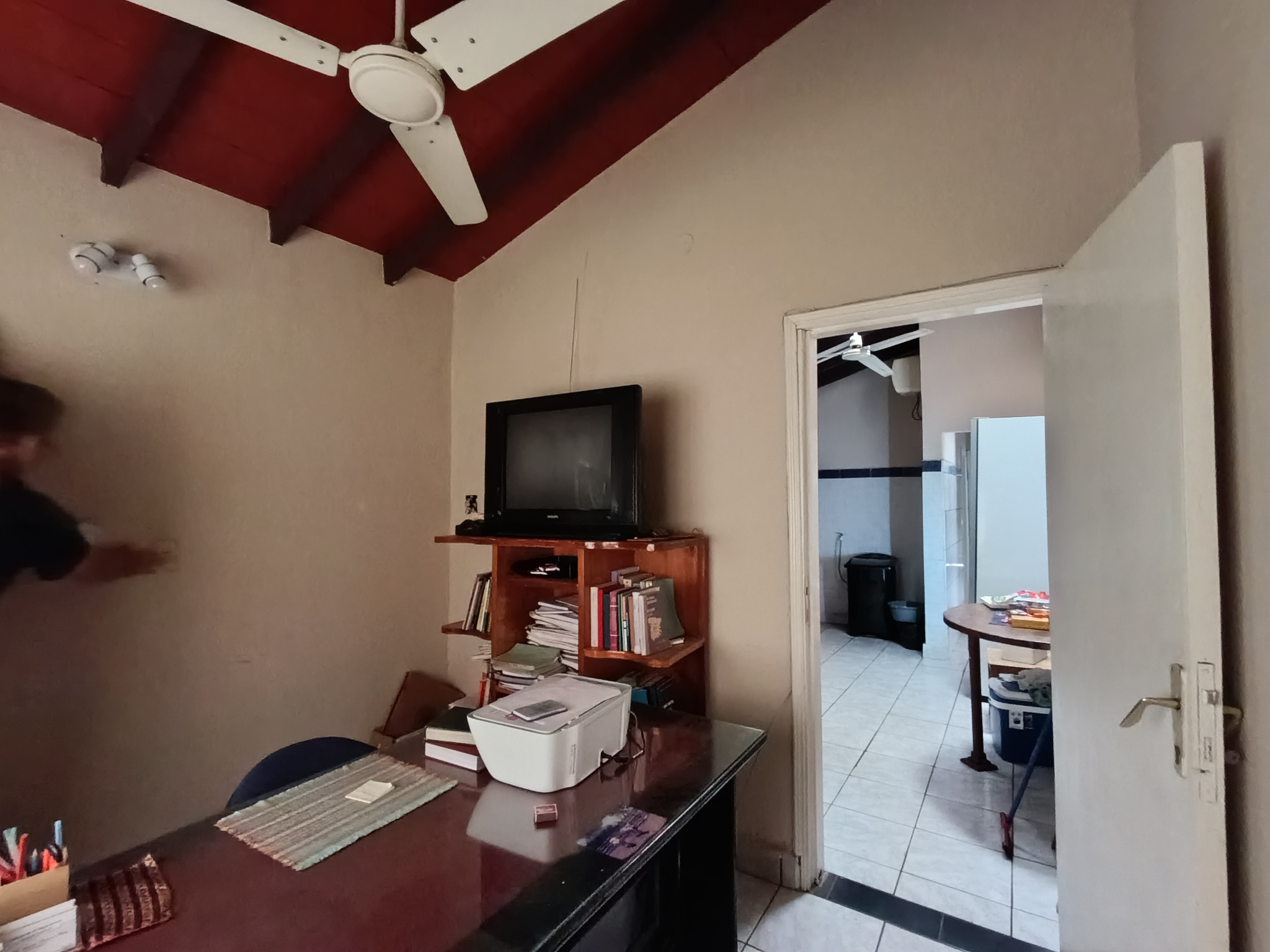 Venta - Casa - Laurelty, Luque — foto 3