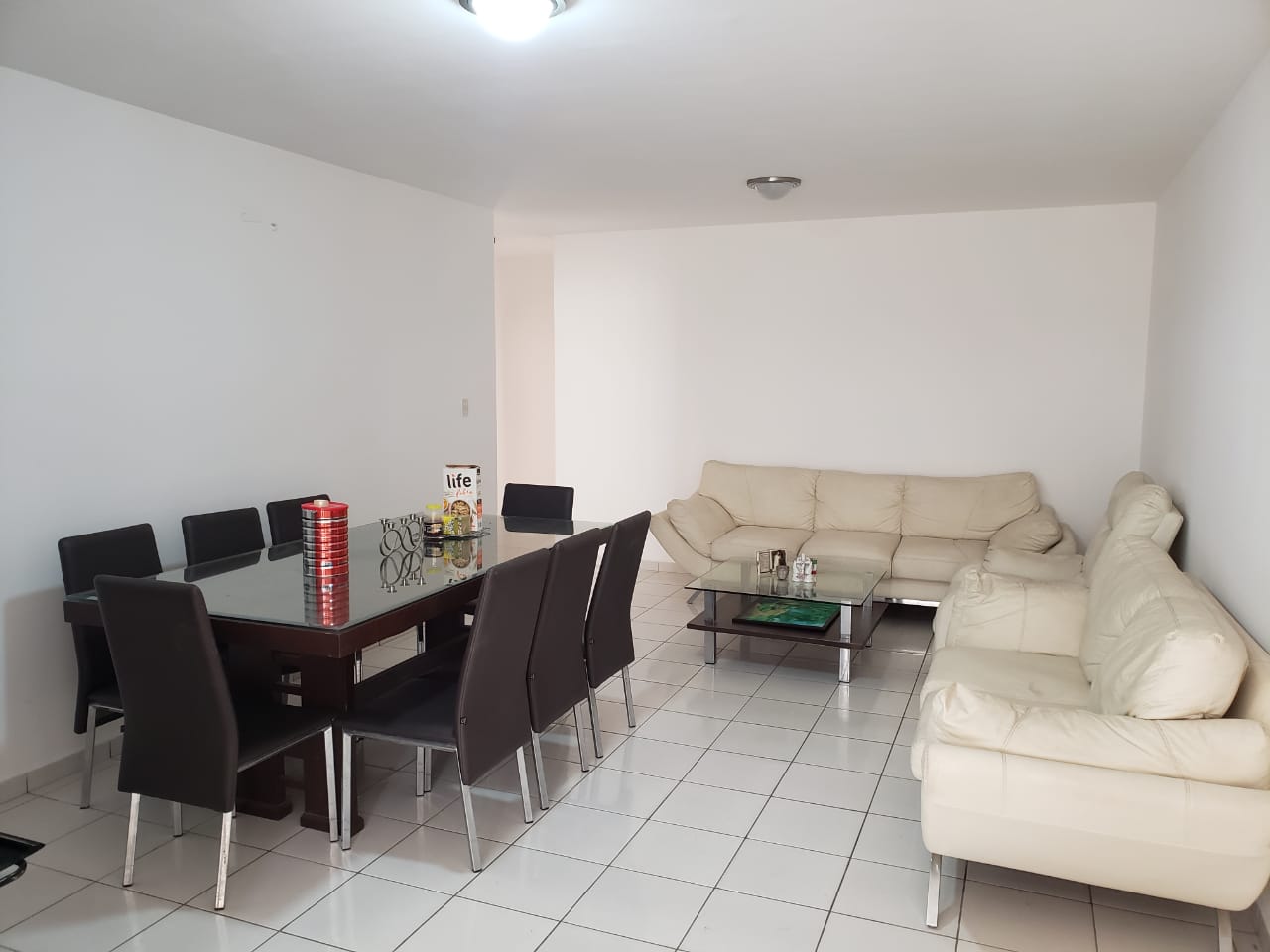 Departamento De 3 Dormitorios De 100 M2, Av. Canal Cotoca Entre 2do Y 3er Anillo