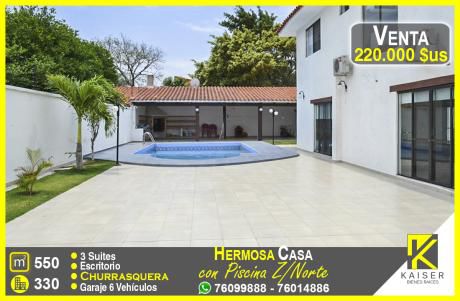 Linda Casa Con Piscina En La Zona Norte