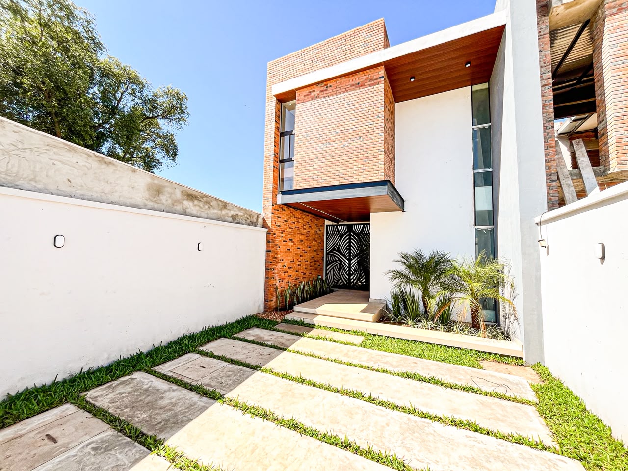 DUPLEX A ESTRENAR EN LUQUE - CUARTO BARRIO — foto 2