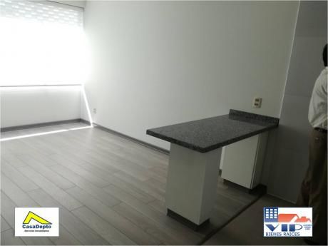 Código 12021, Calacoto, Garzonier En Alquiler, La Paz, Bolivia