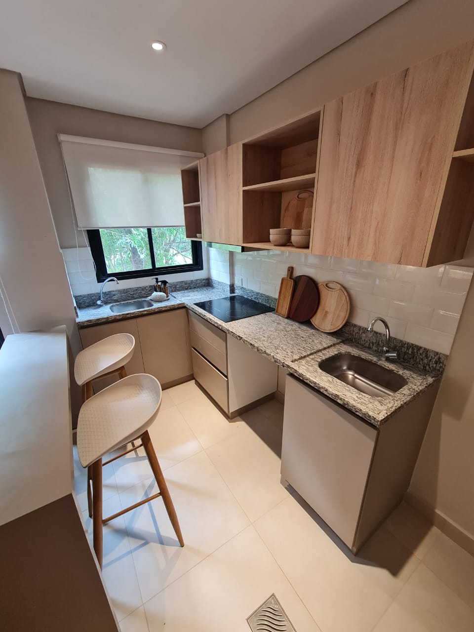 VENDO DEPARTAMENTOS MONOAMBIENTES Y DE 1HAB DETRAS DE LA UMAX  EN MRA — foto 3