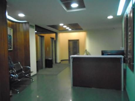 Oficina 45 Mts En C.vieja Ituzaingó Y Sarandí