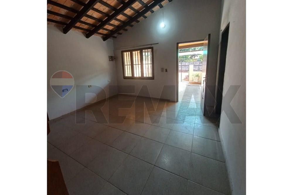 Alquilo casa en Ñemby- Funcional y Bien Ubicada — foto 3