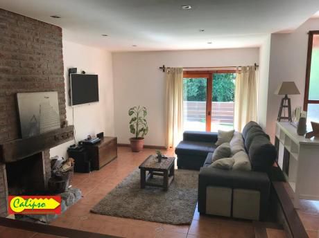 Diseño Moderno-3 Dorm-3 Baños-piscina- Inmobiliaria Calipso