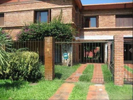 Hermosa Casa En El Pinar