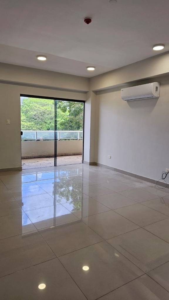 Alquilo Departamento de 2 Habitaciones en Parques del Sol — foto 2