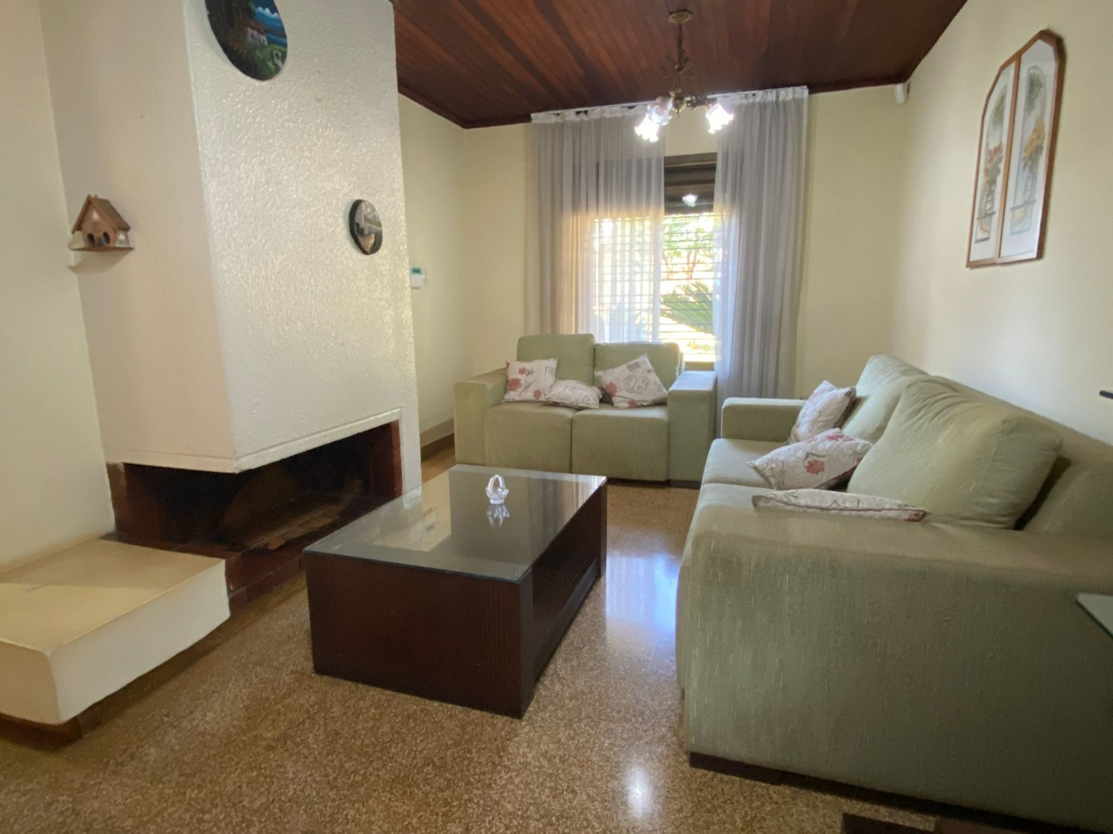 EN VENTA RESIDENCIA EN EL ÁREA 8 CIUDAD DEL ESTE — foto 2