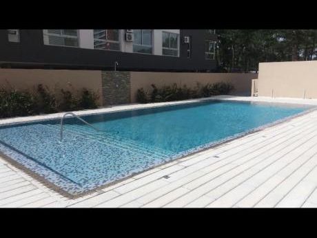 Apartamento En Alquiler En Edificio Stradivarius Recién Estrenado, Vista Al Mar