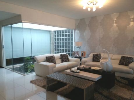 Bellisima Y Amplia Casa De 1 Planta Zona Zona Sur Av. Pirai Y Radial 17 1/2