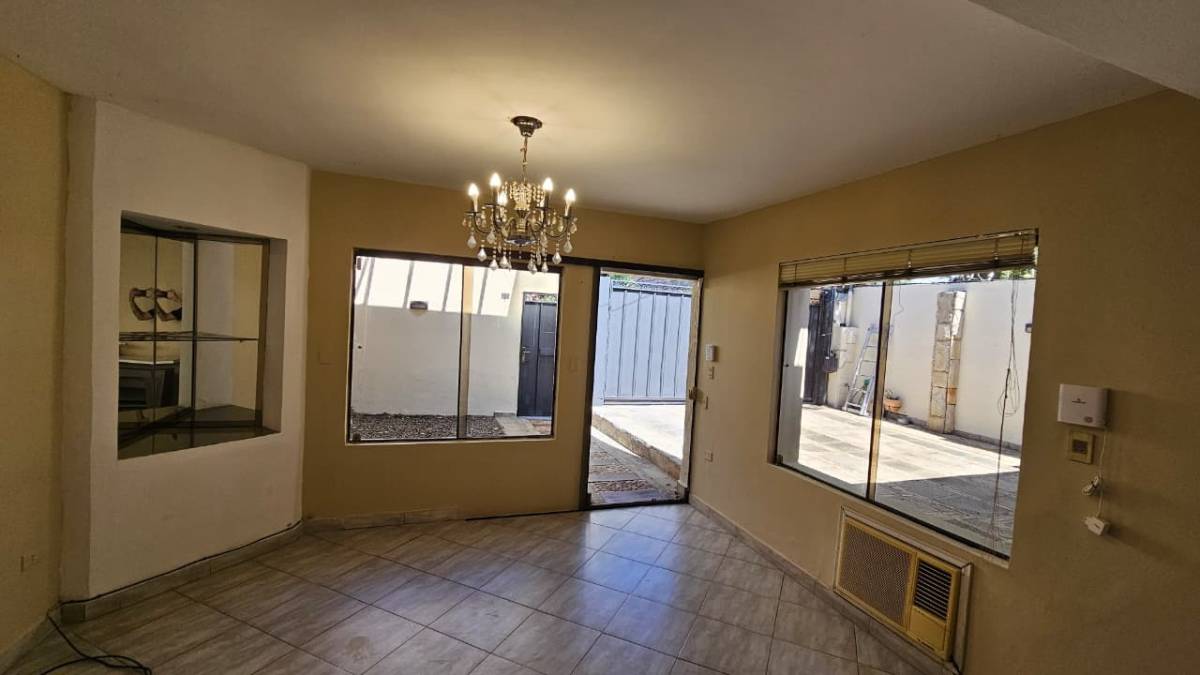VENDO DUPLEX -  EN BARRIO SAN VICENTE — foto 2