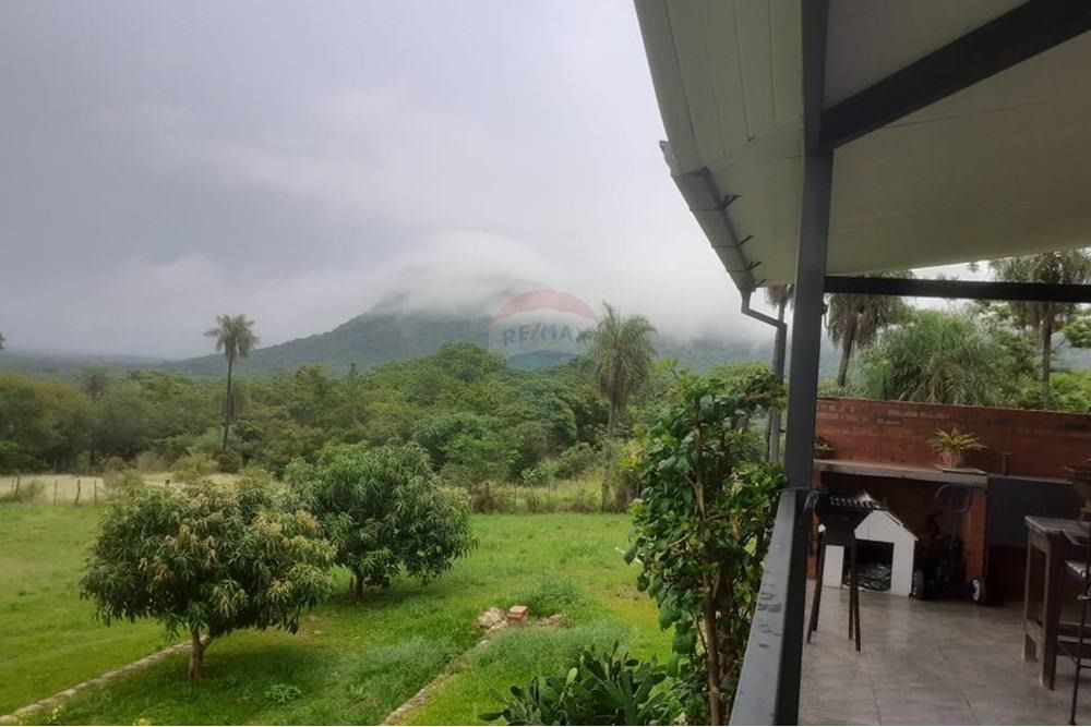 VENDO CASA QUINTA AMOBLADA EN PARAGUARI CON VISTA AL CERRO — foto 3