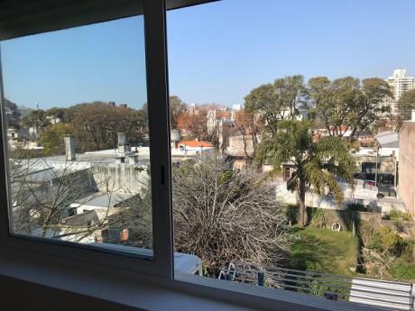 Mono Ambiente En Pocitos!
