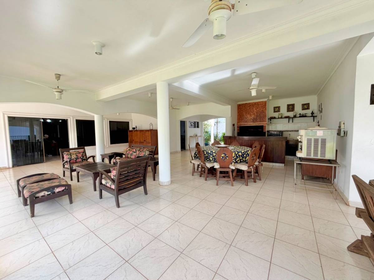 VENDO HERMOSA RESIDENCIA EN BARRIO SAN CRISTOBAL — foto 3