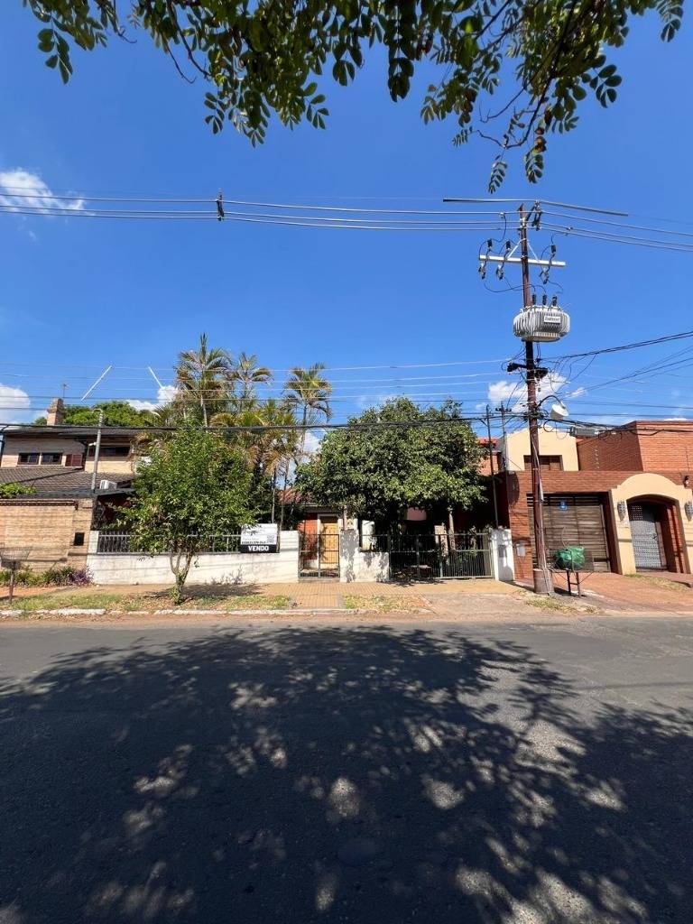 En venta casa sobre la calle Zubizarreta, barrio Mburukuja! — foto 3
