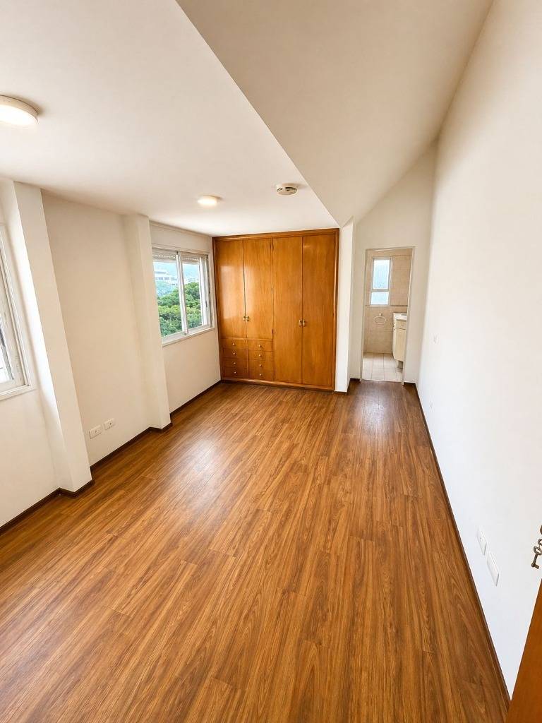 VENDO DEPARTAMENTO EN LAS MERCEDES-ZONA SAN ANDRES — foto 3