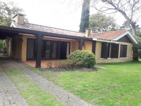 Casa Cantegril 3 Dormitorios + 2 De Servicio