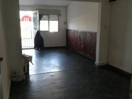 Casa Amplia De 2 Dorm