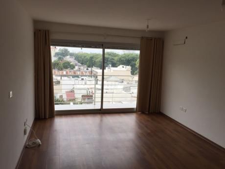 Monoambiente En Venta Pocitos - Edificio Warhol