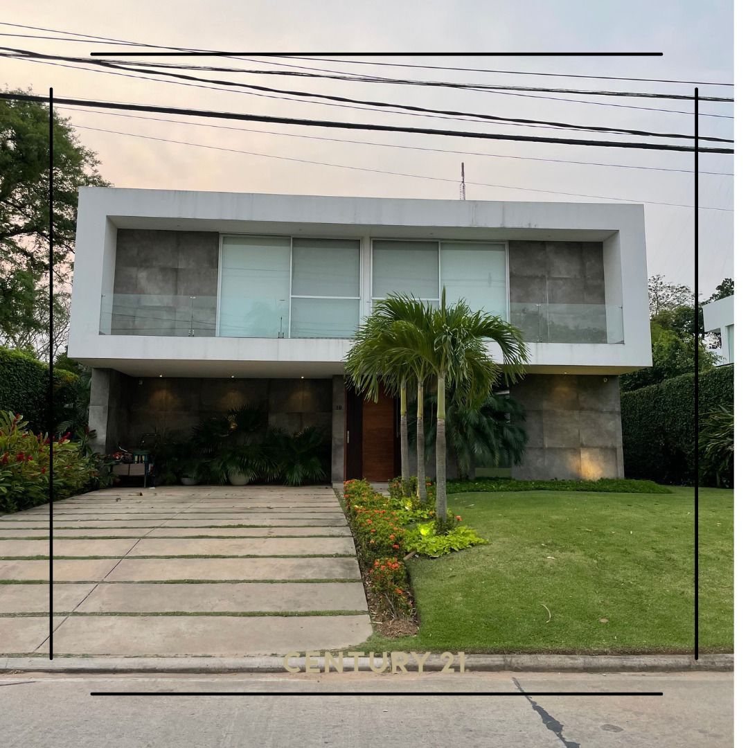 Casa en alquiler en Urubó