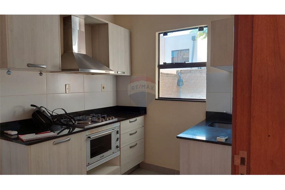 Alquilo hermoso Dúplex en Barrio Cerrado — foto 3