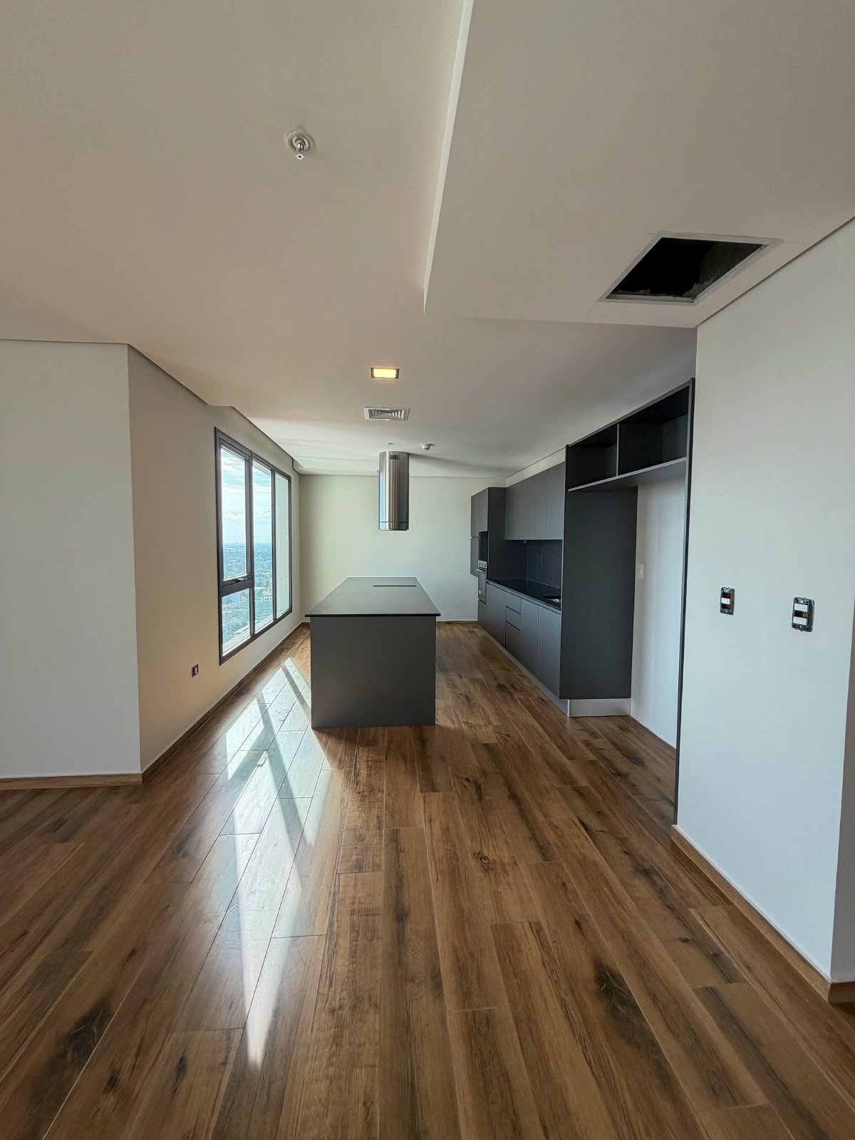 Vendo Departamento de 2 Habitaciones - Las Lomas - foto 2