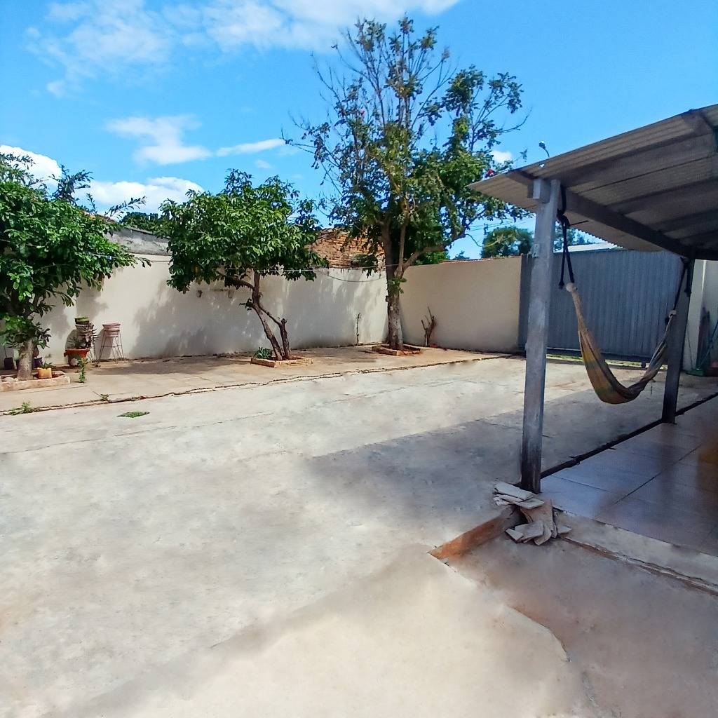 VENDO CASA DE 3 HABITACIONES EN LOMA PYTA EN ASUNCION — foto 3