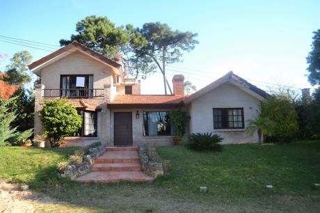 Muy Linda Casa.