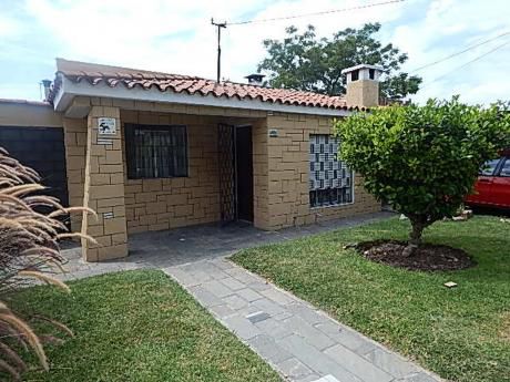 Chalet De Tejas, Muy Prolijo.