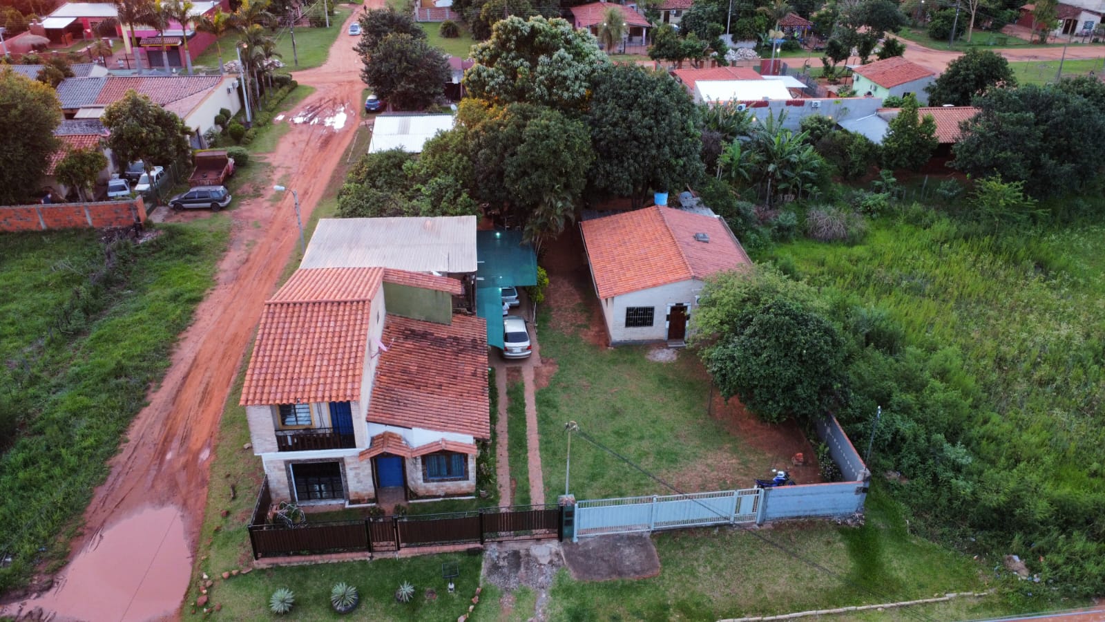 BAJA DE PRECIO! Vendo HERMOSA casa en Limpio San Francisco. — foto 2