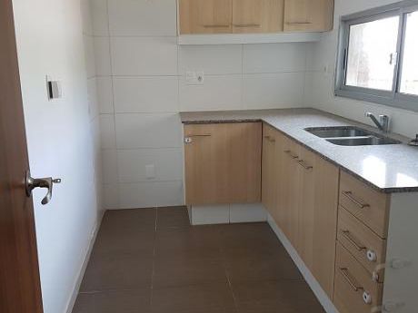Venta De Apto De Dos Dorm En Pocitos