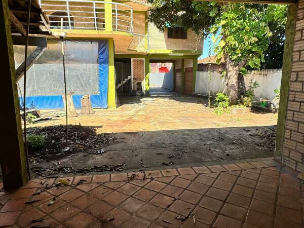 VENDO CASA EN PRESIDENTE FRANCO — foto 2