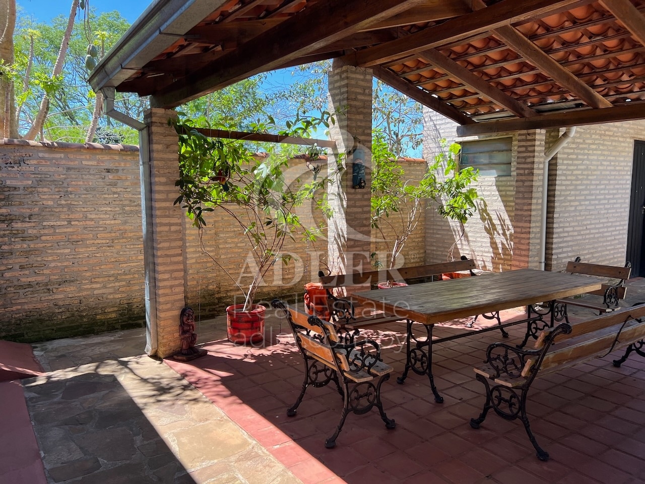 Idílica casa de campo en Caacupé: 1.800 m2 con piscina — foto 3