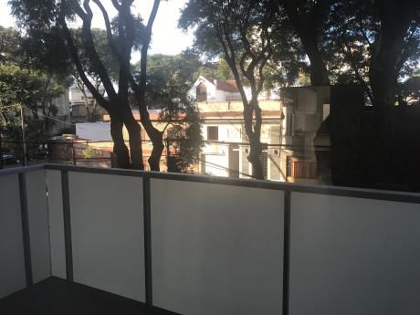 Estrena, Patio Y Parrillero