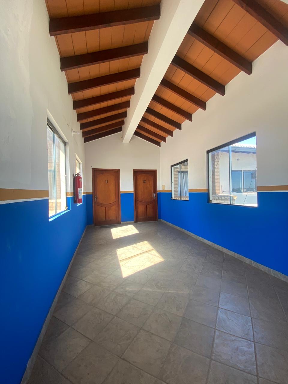 VENDO EDIFICIO CON RENTA EN LOMA PYTÁ — foto 3